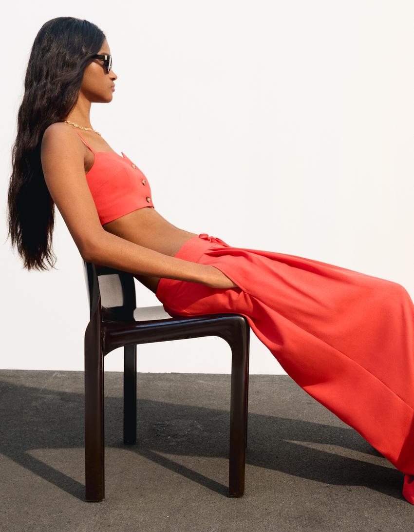 Flowing wide-leg trousers with pleats-Red-3