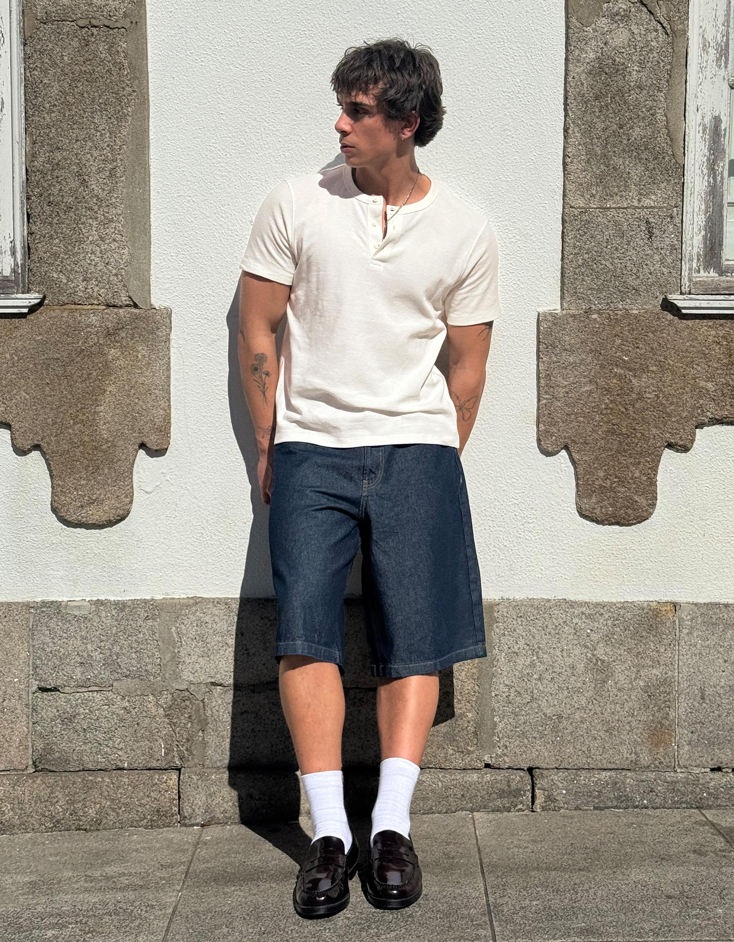 Kısa kollu gofre ekmekçi tişört - Görsel 19