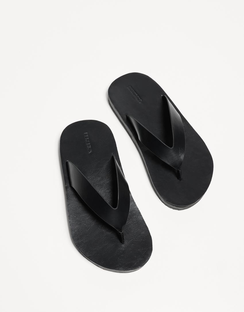 Chinelo tiras-Preto
