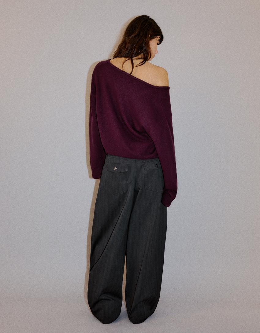 Sweter oversize z dekoltem w serek soft touch-Bordowy
