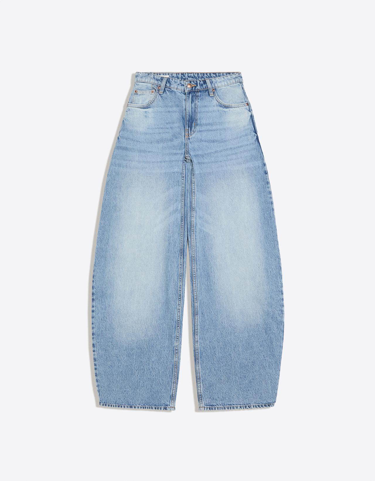 High-waist barrel jeans — Light blue