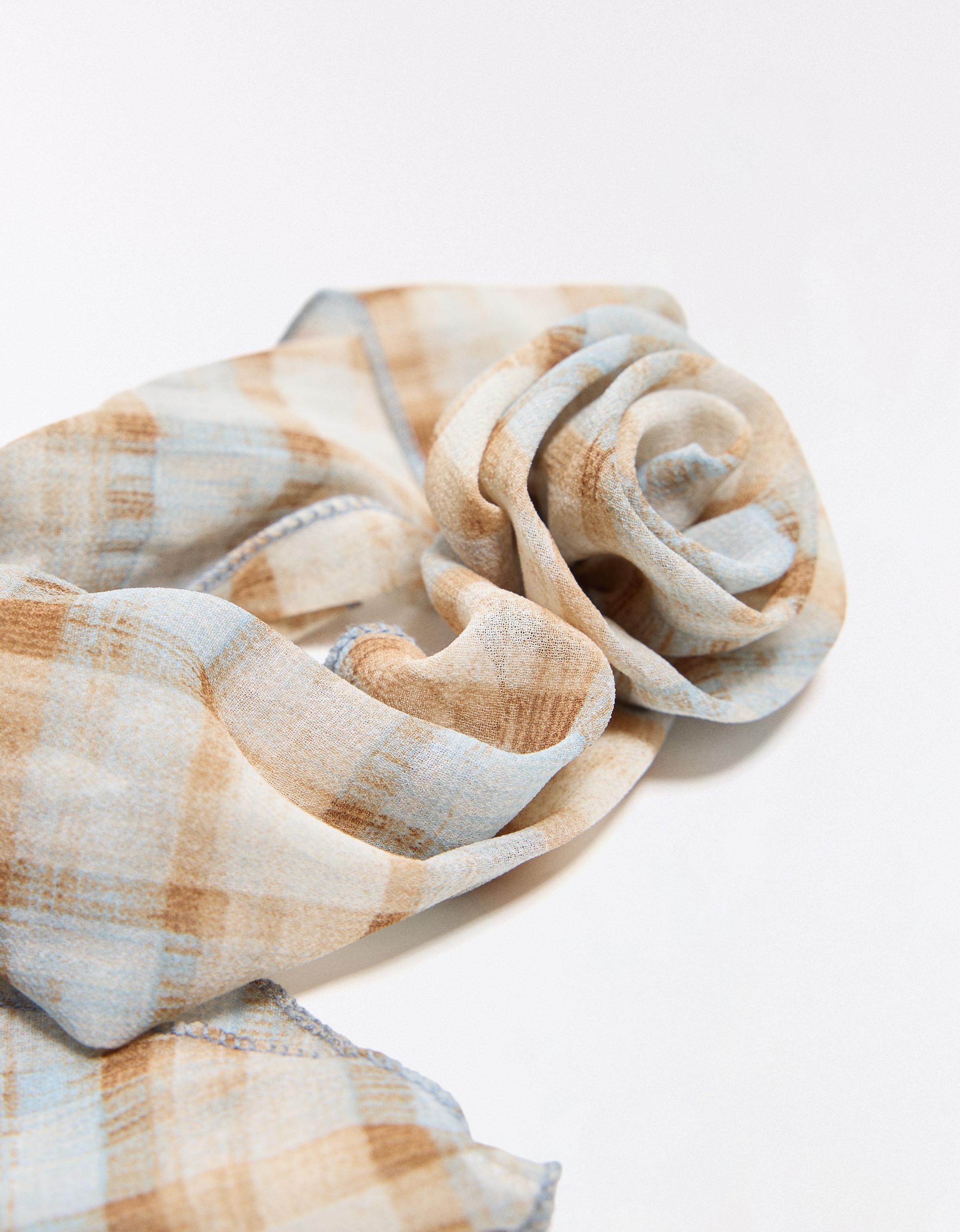 Checked floral scarf — White