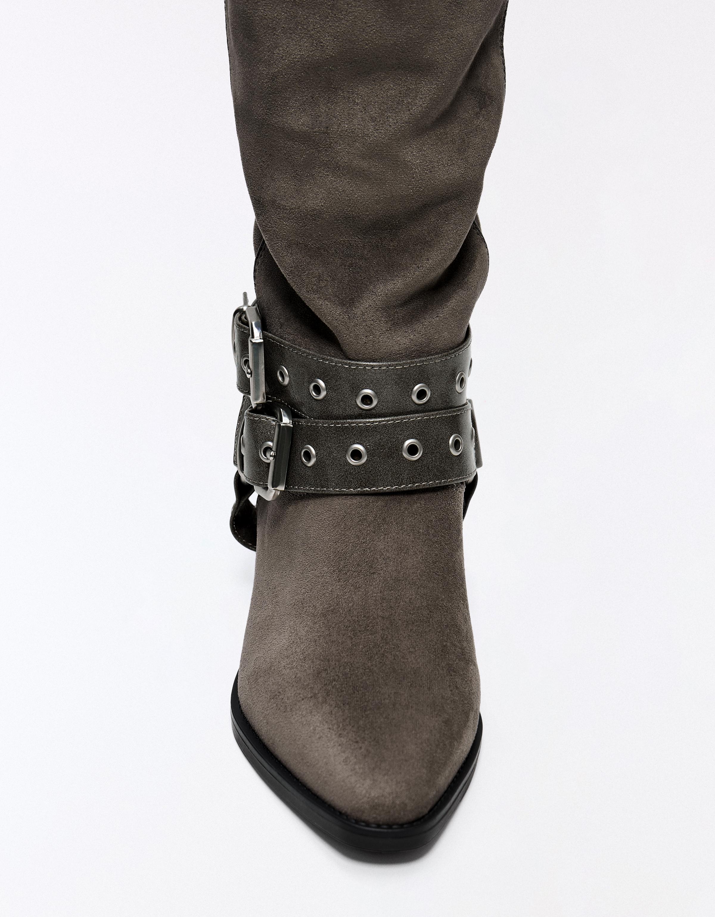 Bershka DÜZ SLOUCHY BIKER BOT görsel 8
