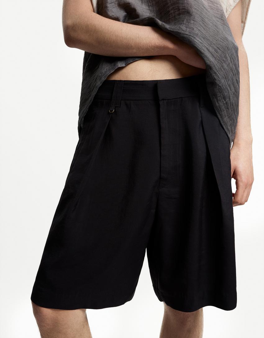 Wide-leg pleated Bermuda shorts-Dark grey-2