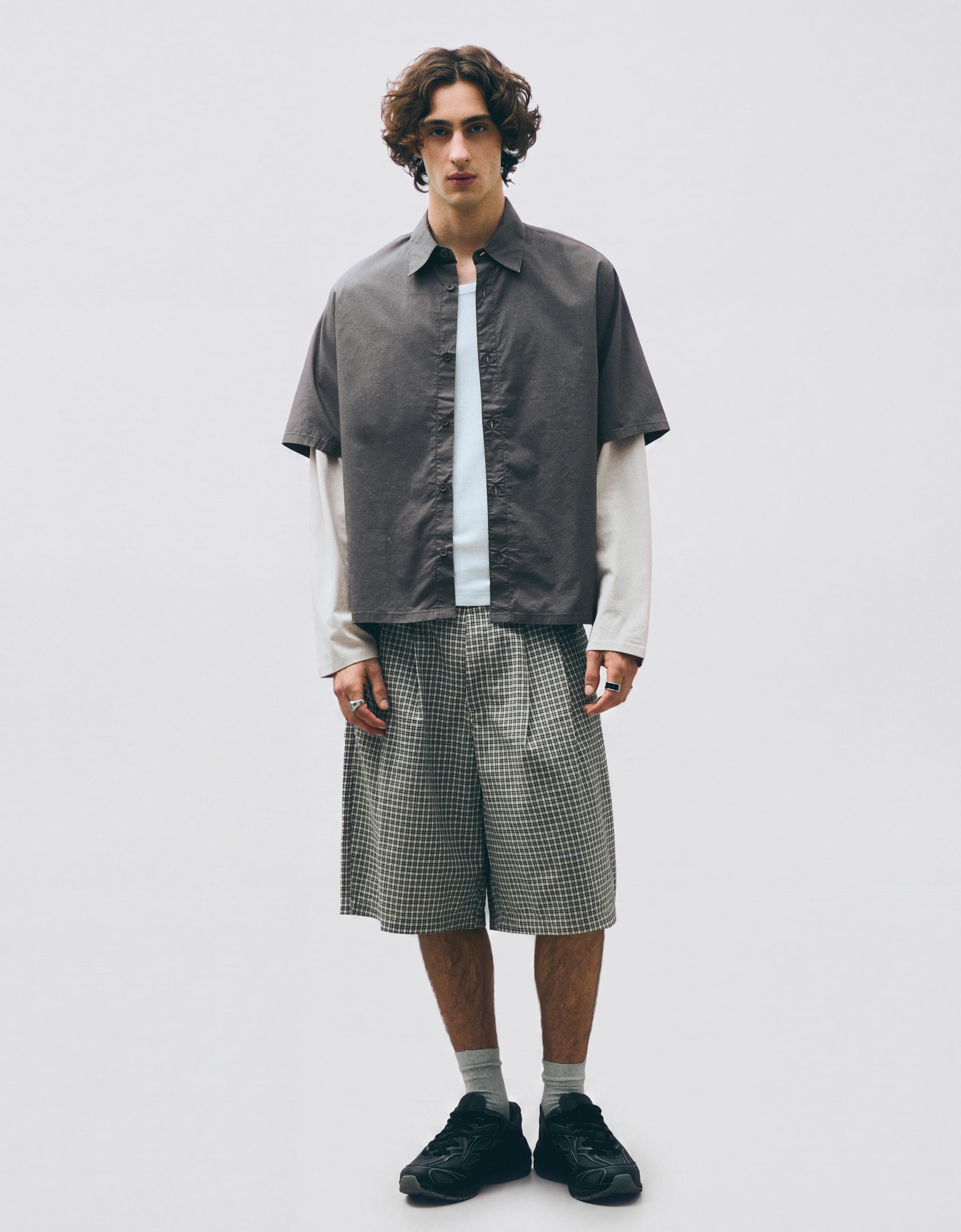 Double sleeve shirt with back print — Grey