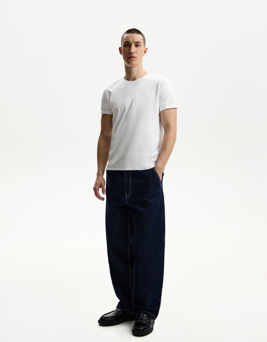 Embroidered short sleeve roll-up T-shirt-White