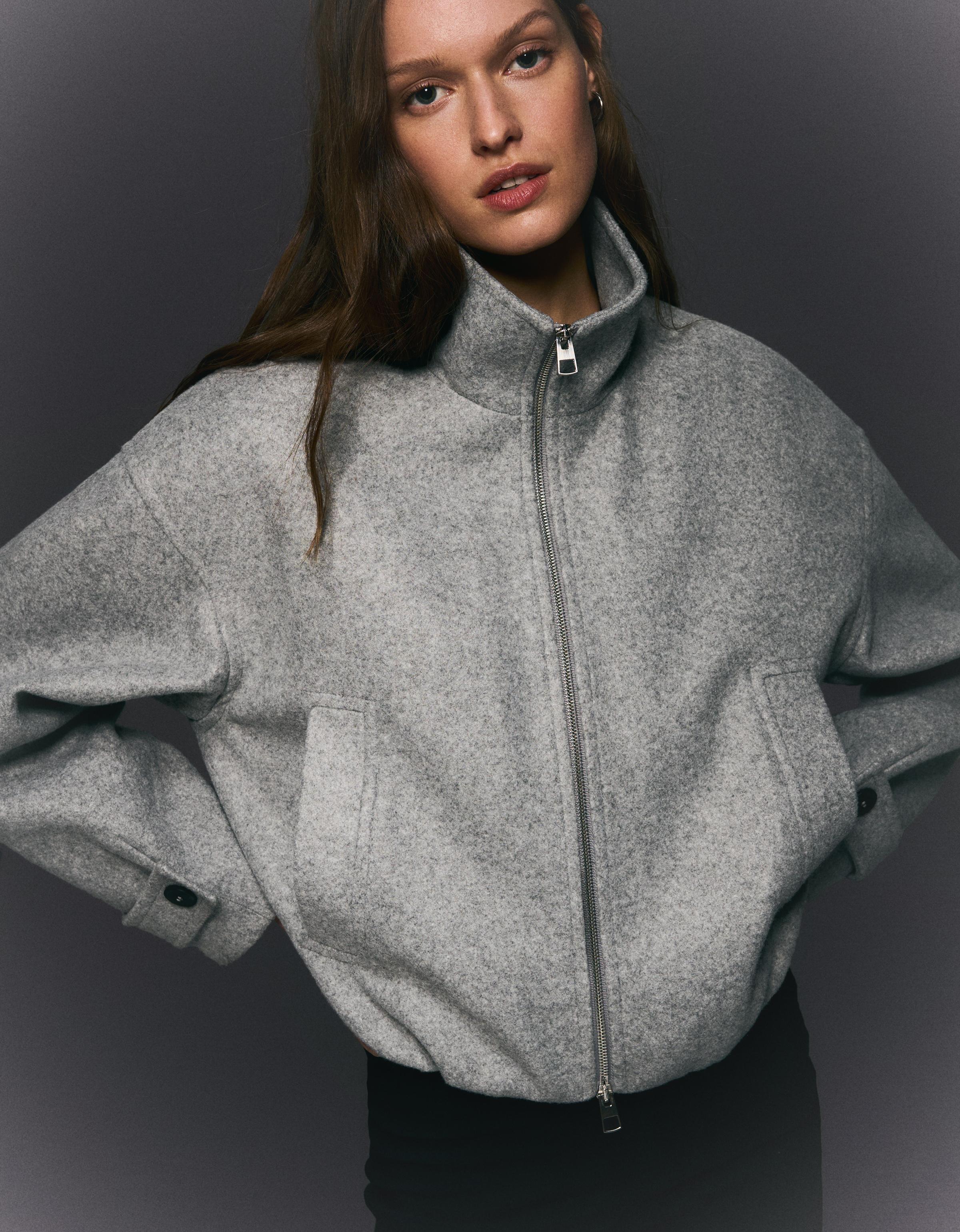 Bershka Soft-Touch-Jacke Mit Reißverschluss Damen Xs Grau