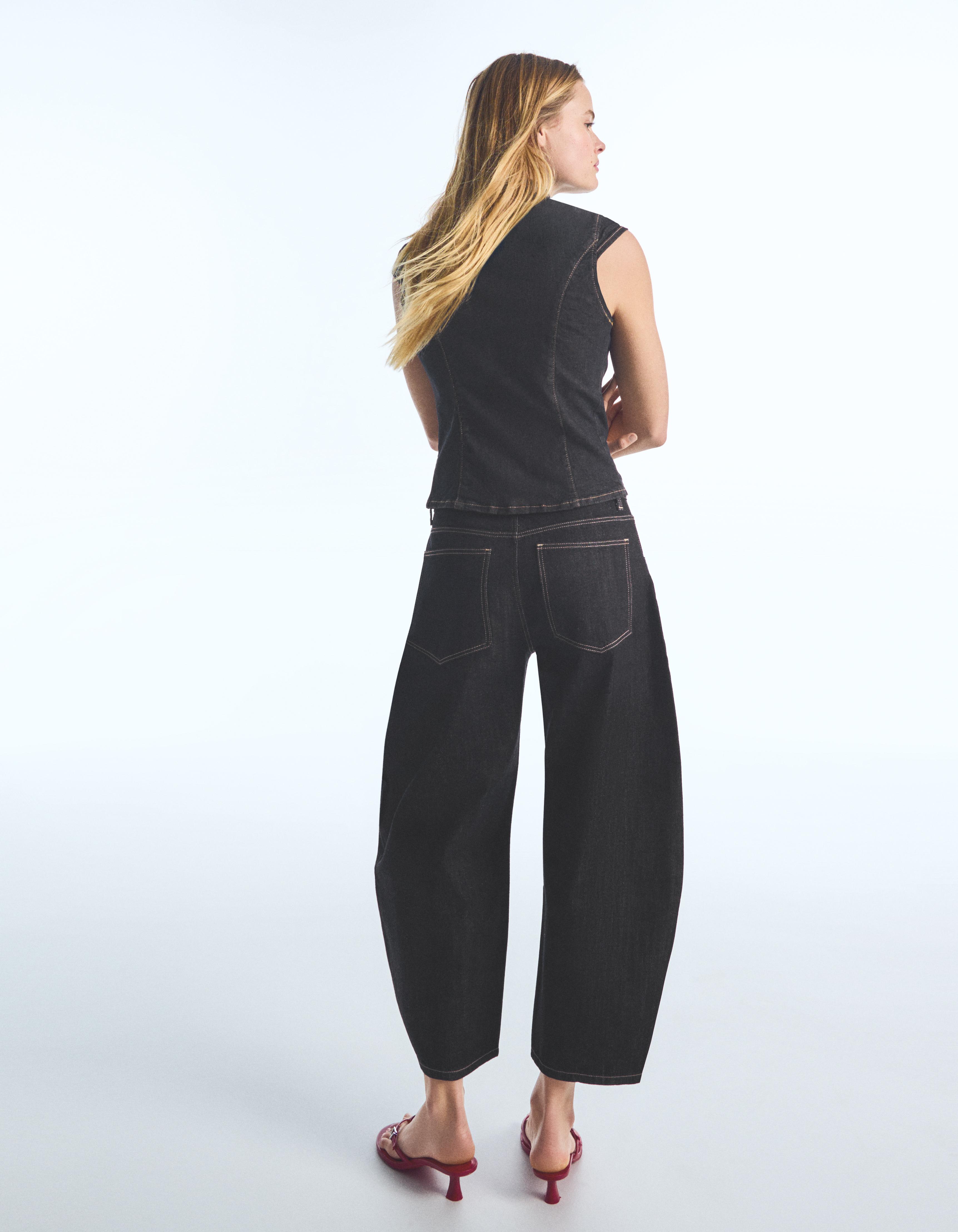 Cropped barrel-leg jeans — Navy