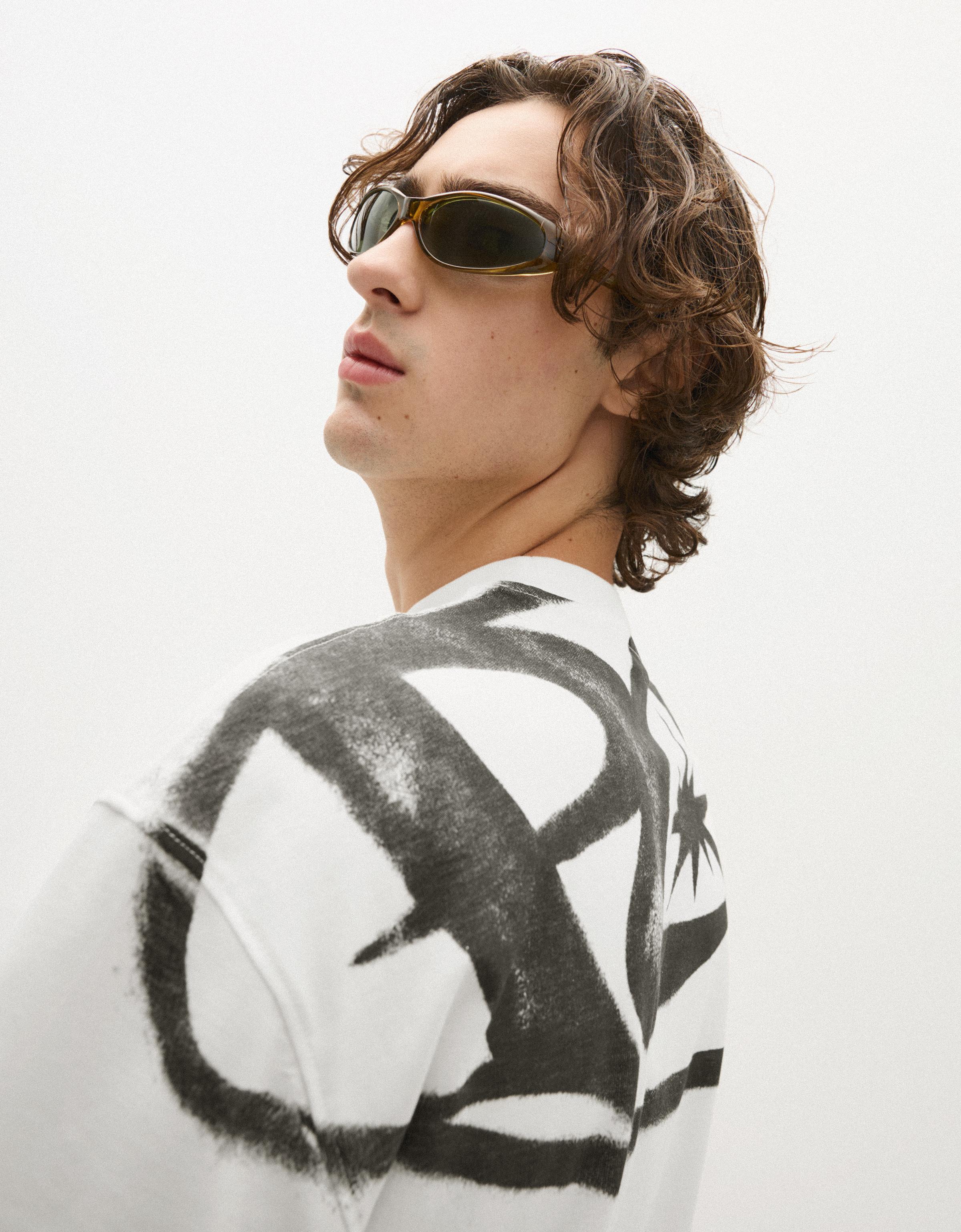 Short sleeve boxy print T-shirt — Off white