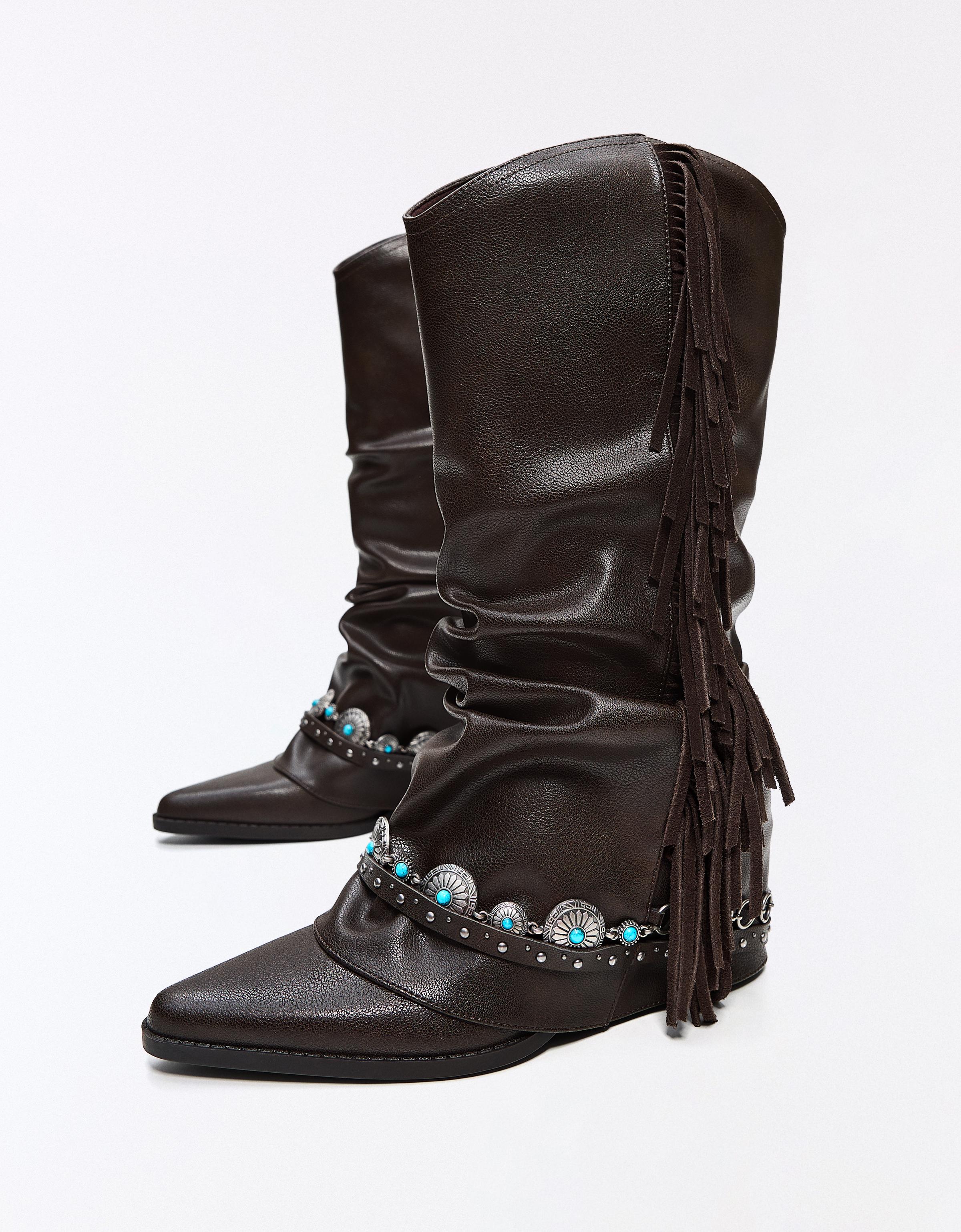 Fringed cowboy heel boots — Brown