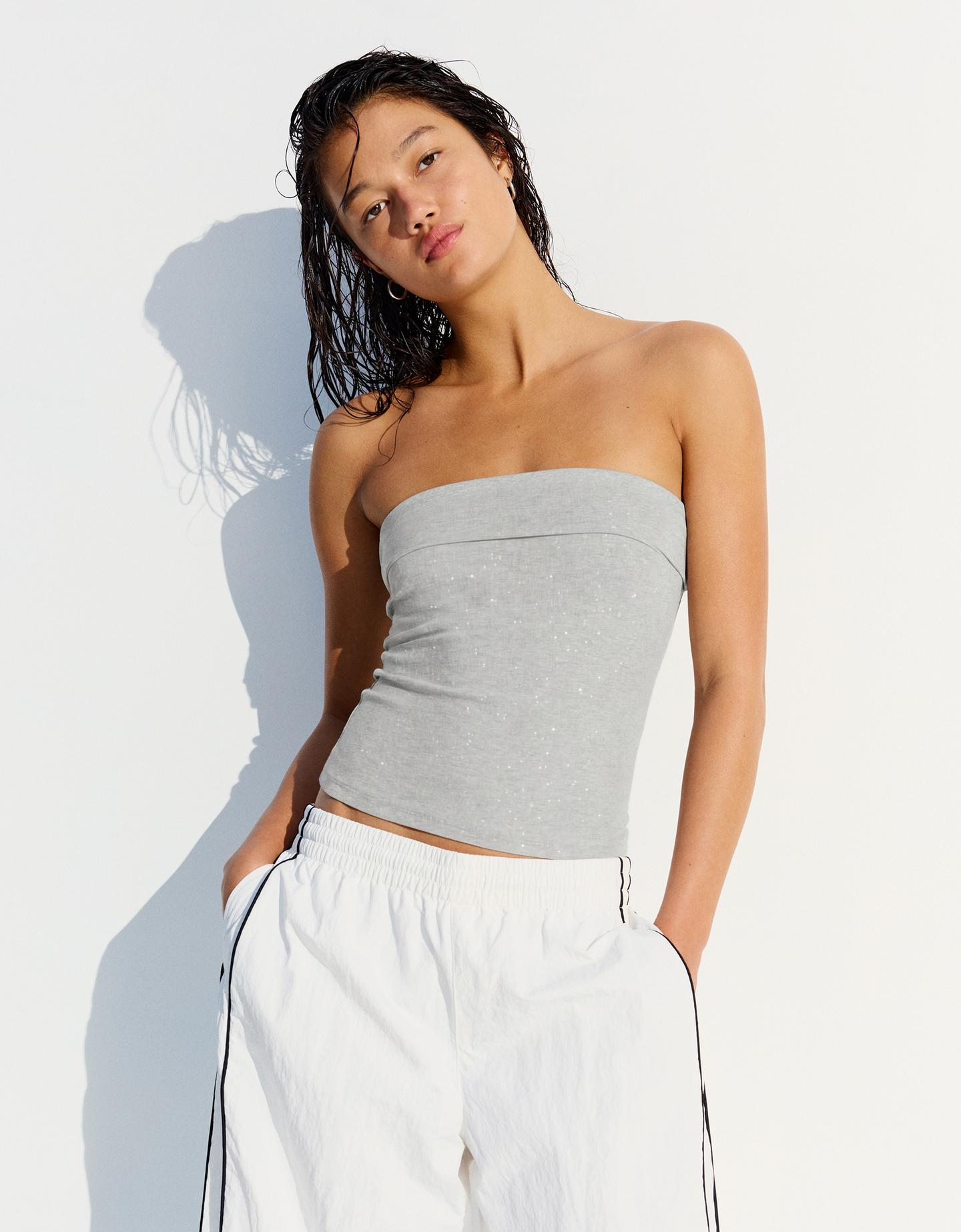 Bershka top bandeau z brokatem szary
