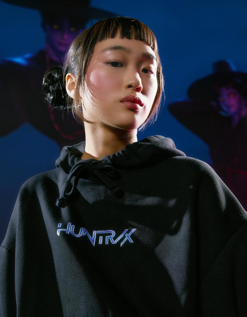 KPop Demon Hunters Huntr/x dijital filtre kapüşonlu sweatshirt-Siyah