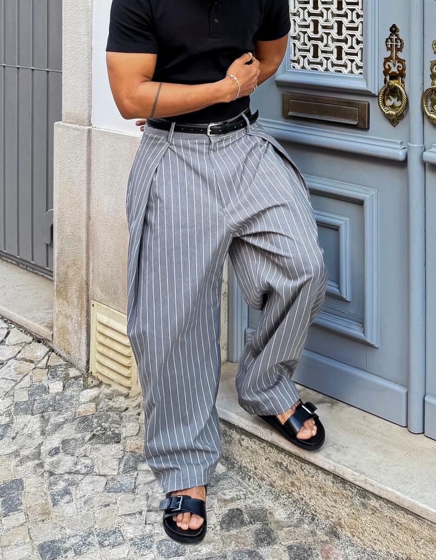 Super baggy trousers with double darts-Grey