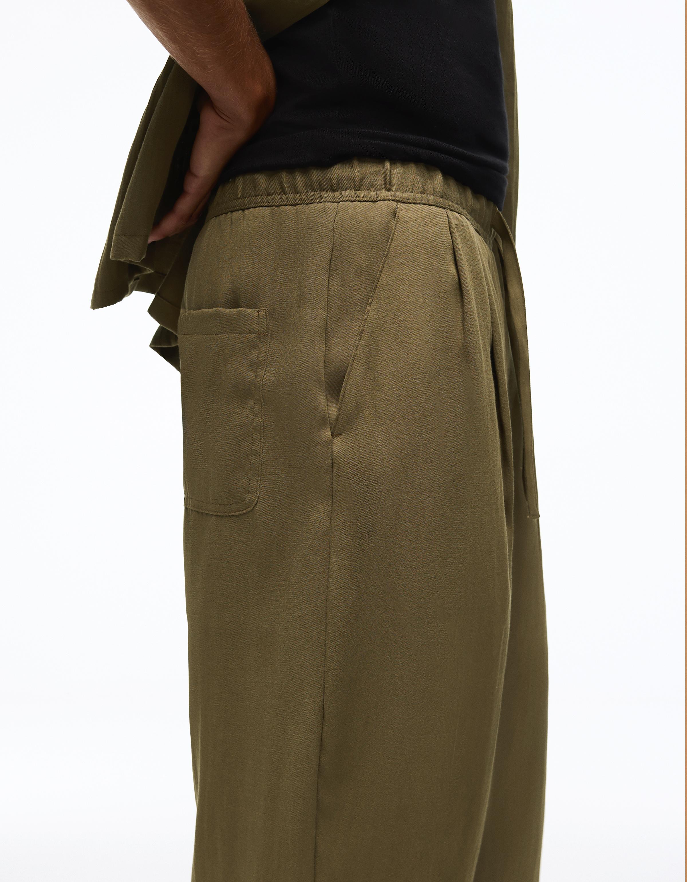 Rustic baggy trousers — Khaki
