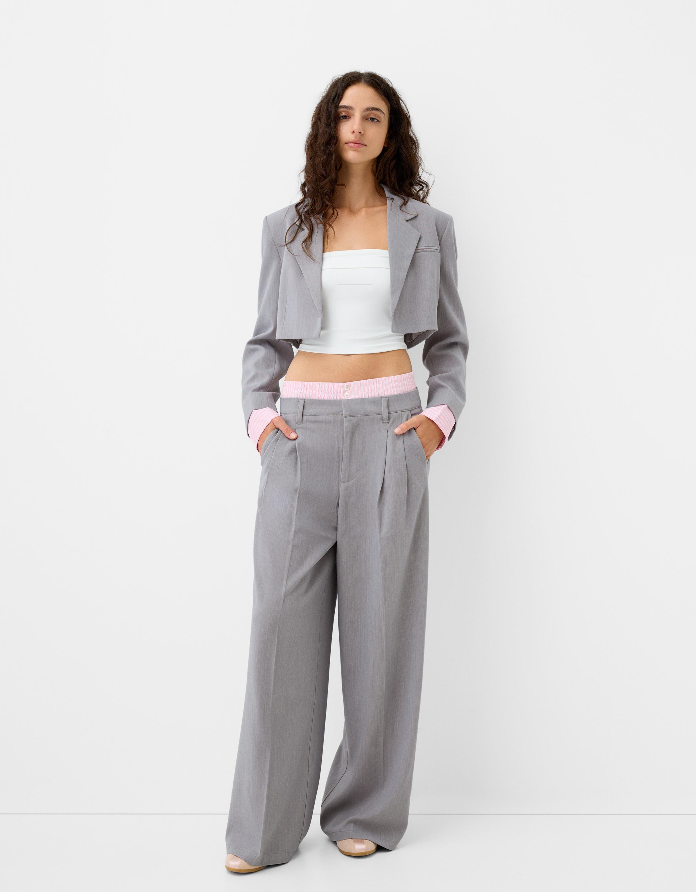 Blazer cropped contrastant Blousons et blazers Femme Bershka