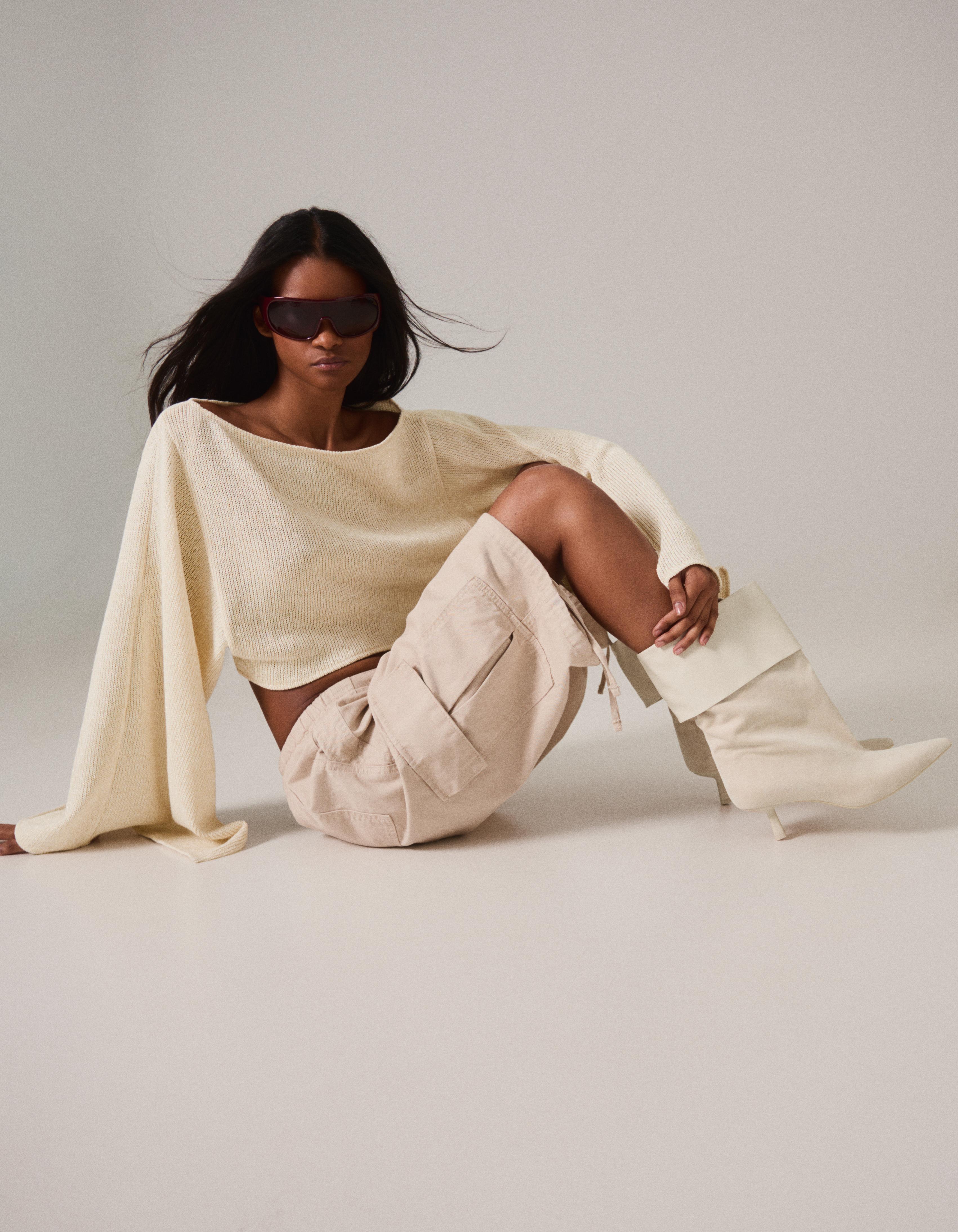 HEELED ANKLE BOOTS WITH TURN-UP DETAIL — ECRU