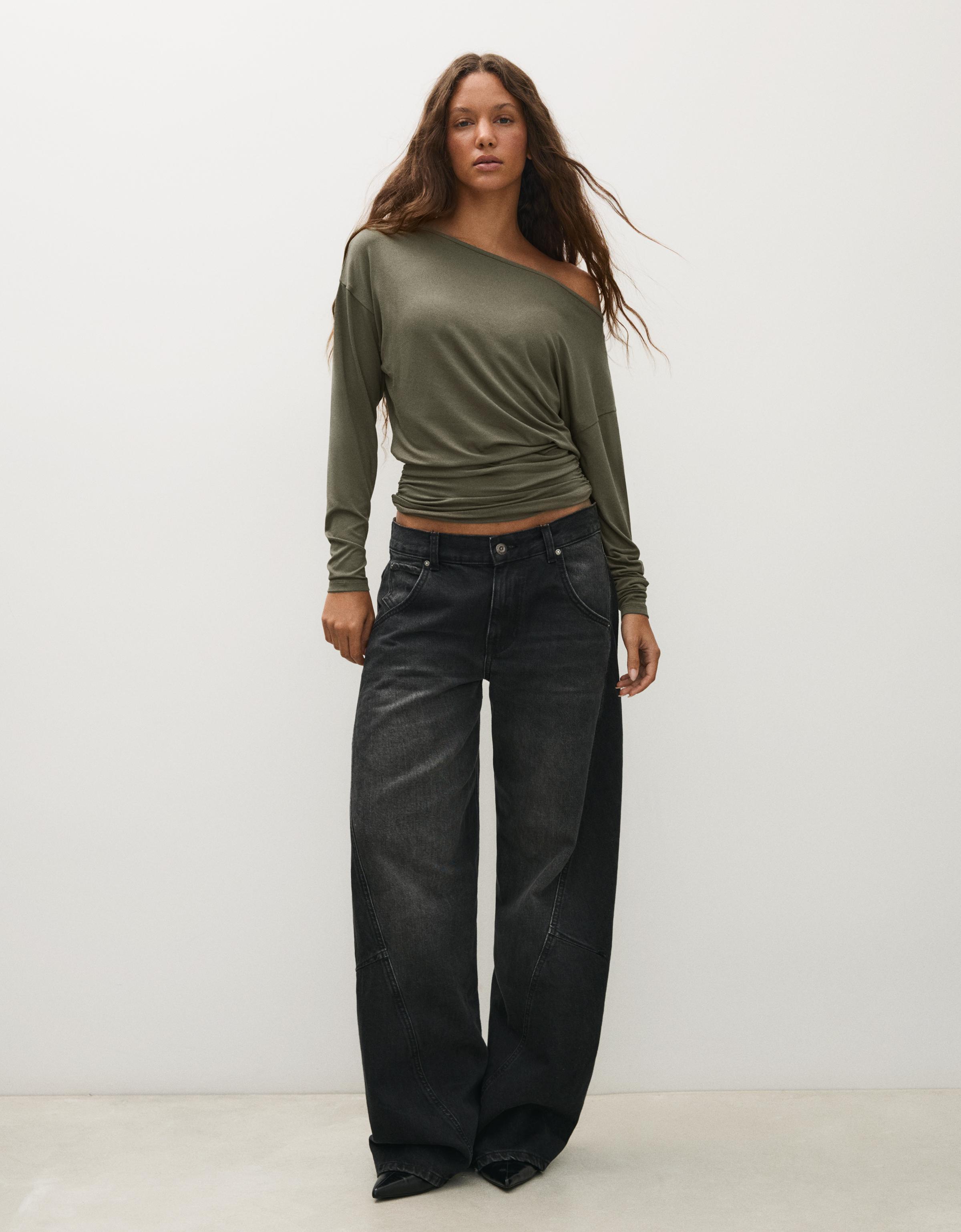 Asymmetric neck long-sleeved T-shirt — Khaki