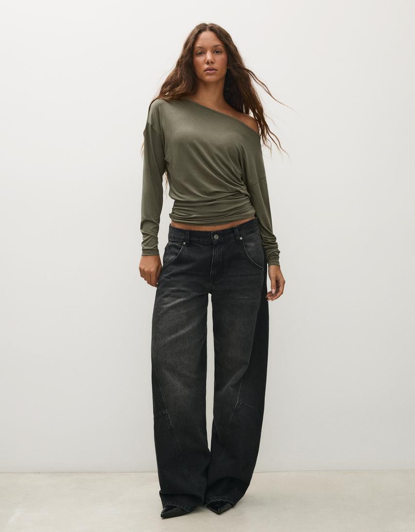 Long sleeve asymmetric neck T-shirt-Khaki