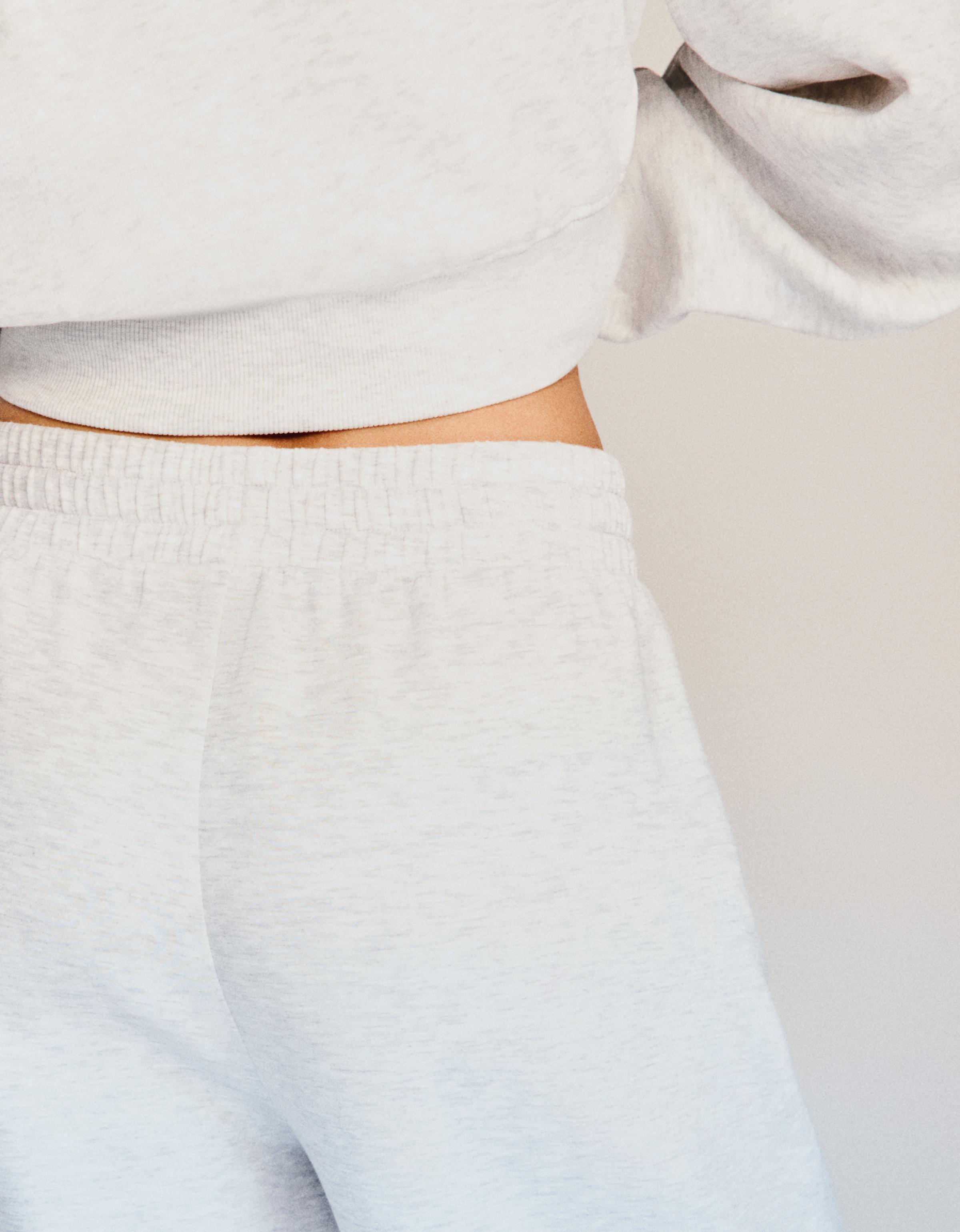 Yumuşak dokulu geniş paça pantolon - Görsel 139