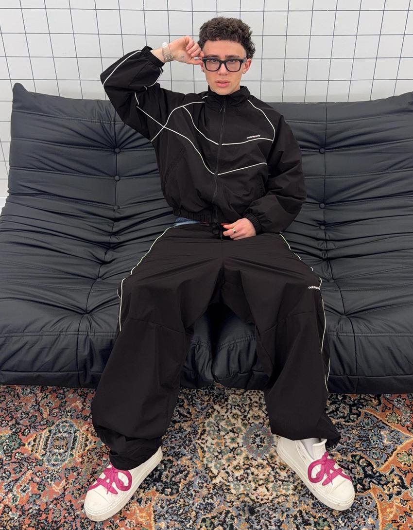 Pantaloni super baggy fit tecnici-Nero