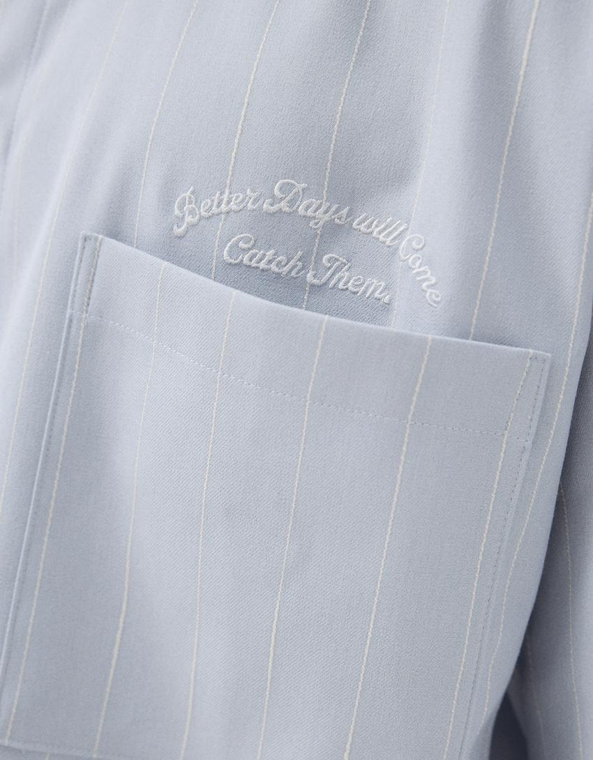 Camisa de manga curta com riscas bordada-Azul claro-6