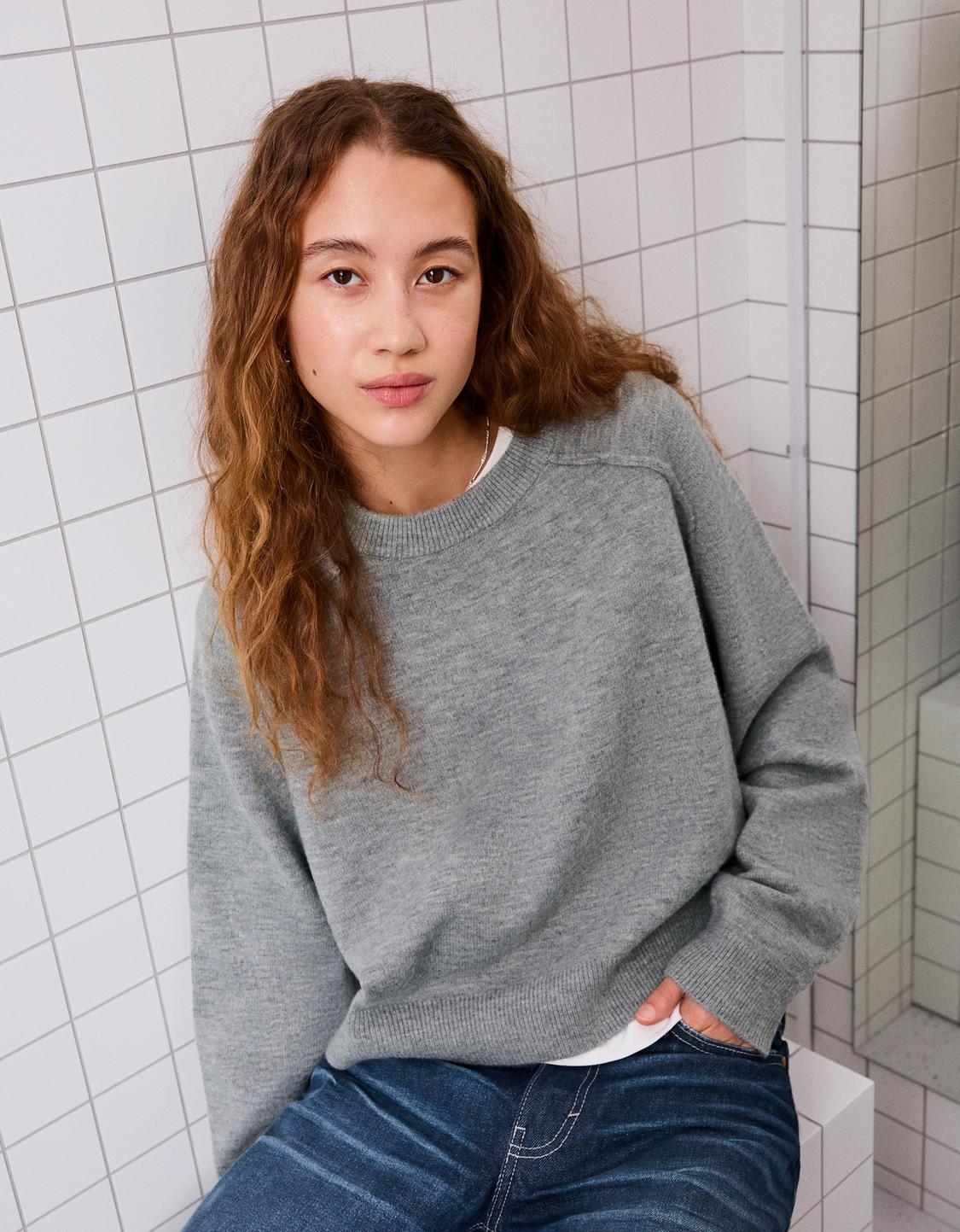 Pull en maille à coutures