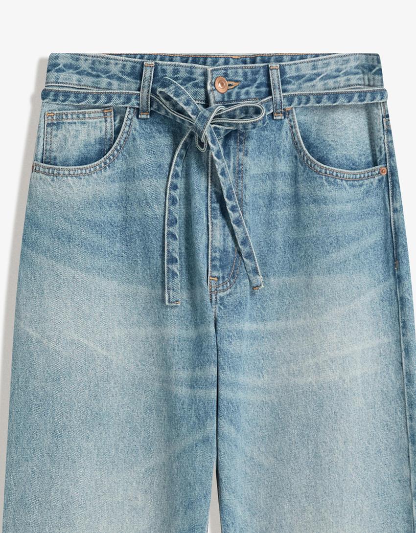 Торбести дънки с колан-Синьо с избелял ефект