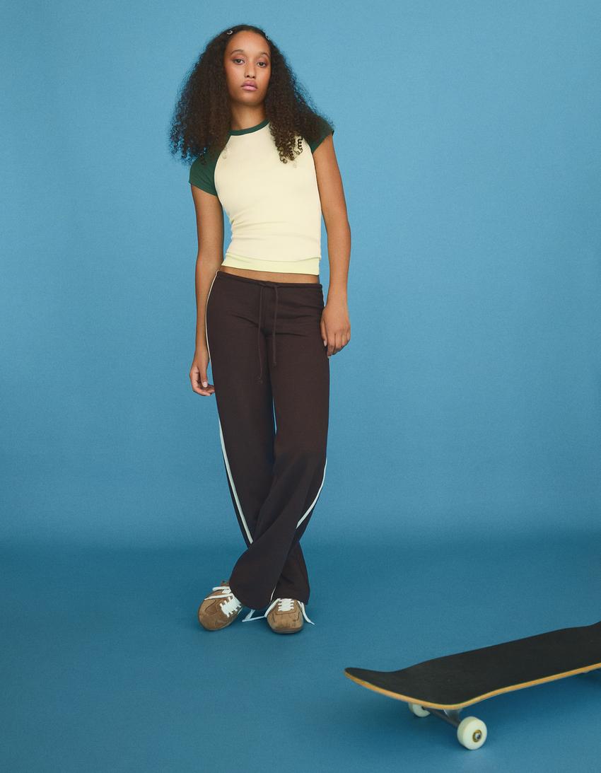 Figurbetontes Raglan-Shirt-Gelb