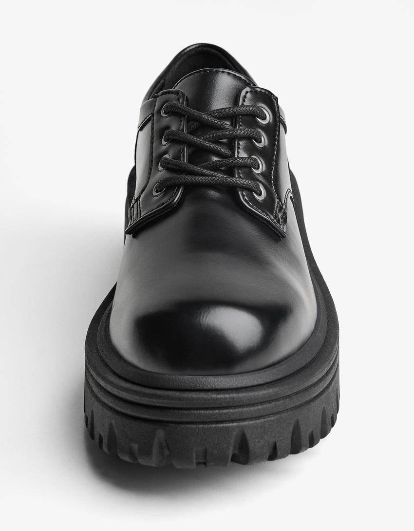 Pantof blucher cu talpă groasă-Negru