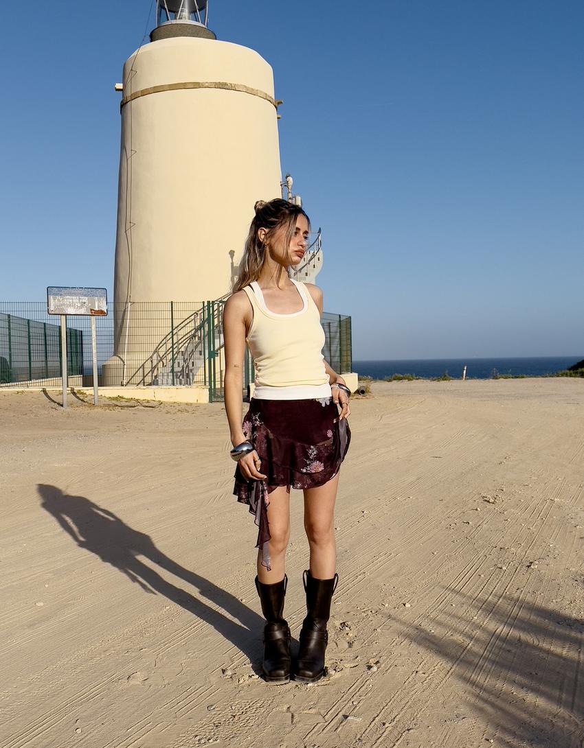 Sleeveless ribbed T-shirt-Yellow-0
