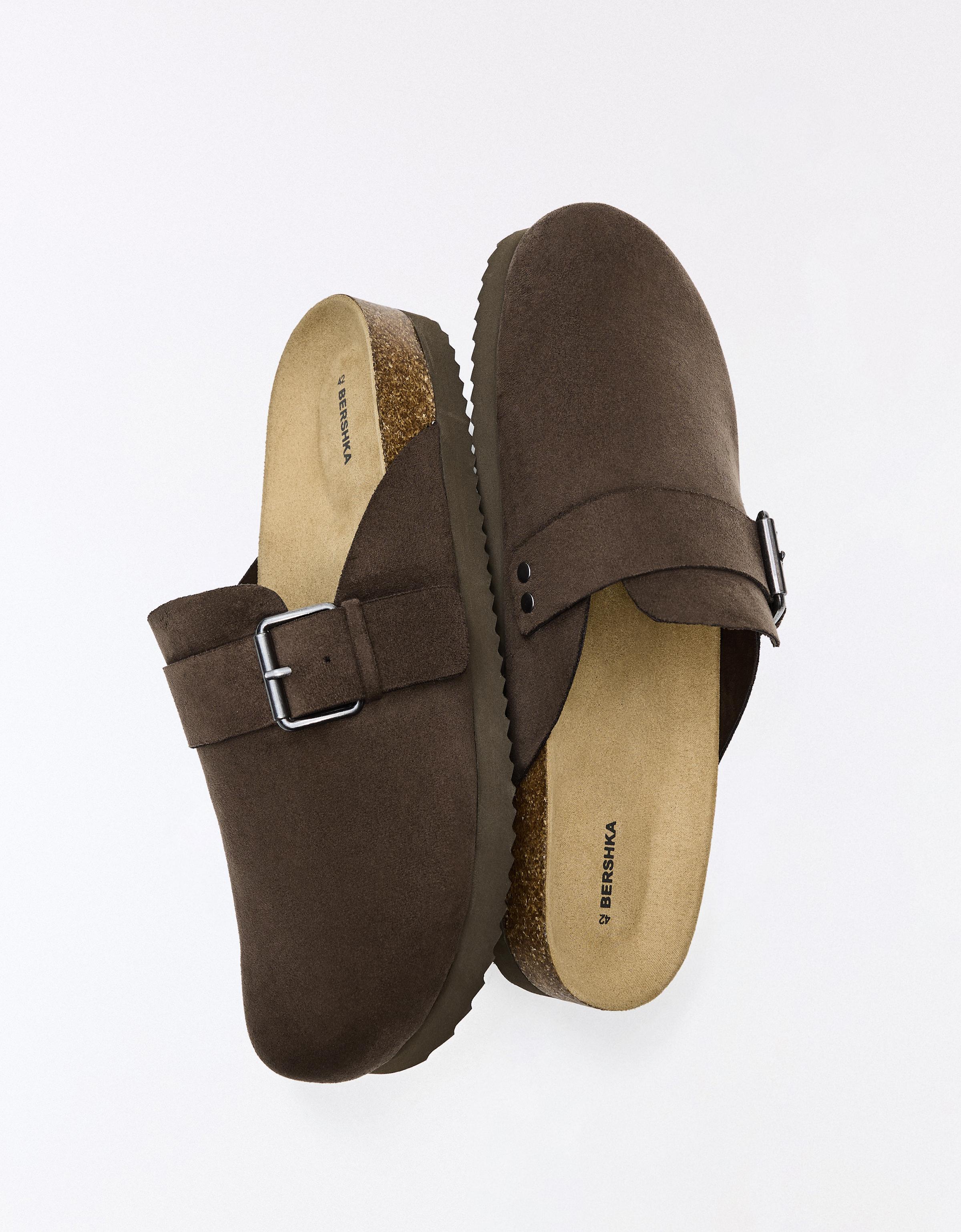Clogs with buckle detail — BROWN