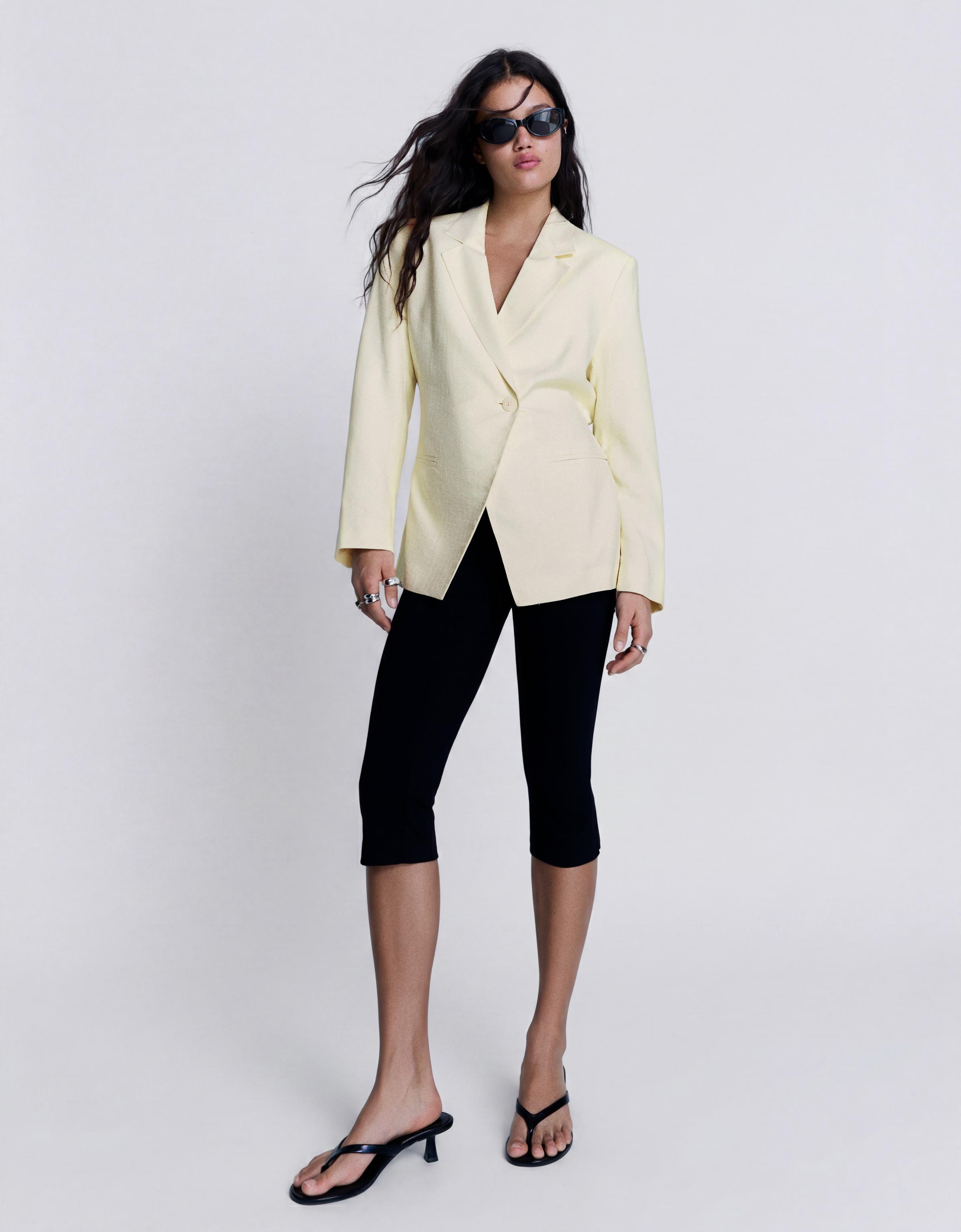 Flowy blazer with drawstring