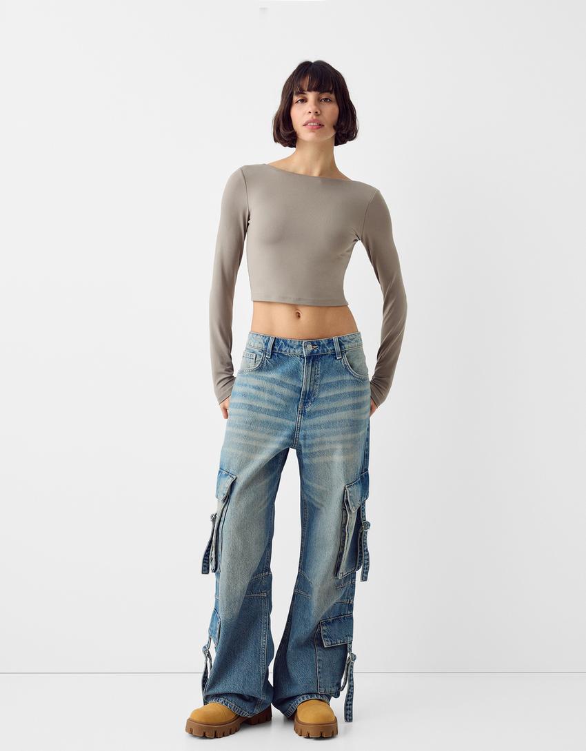 Long sleeve T-shirt with an open back-Camel