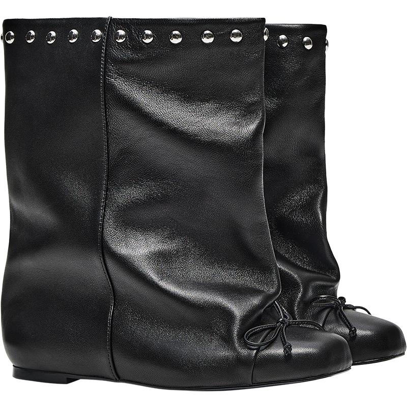 FLAT WIDE-SHAFT STUDDED LEATHER ANKLE BOOTS — BLACK