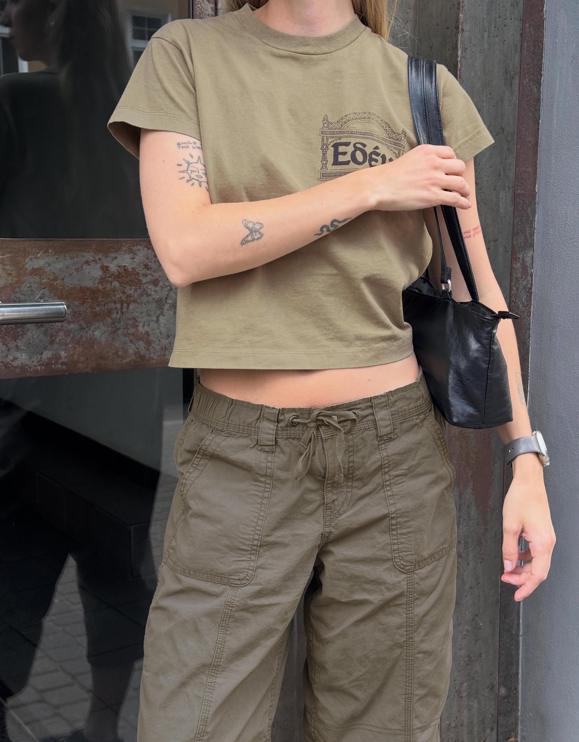 Regular fit T-shirt ARIES x BERSHKA — Khaki