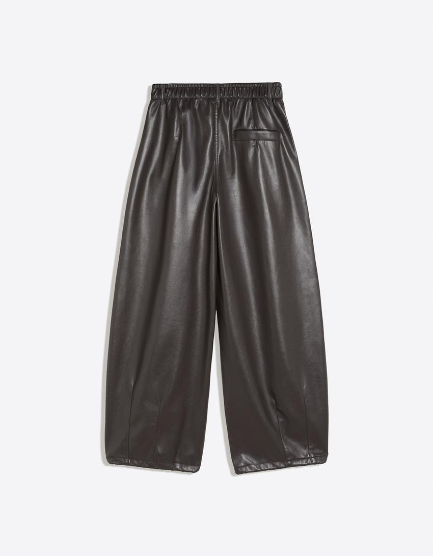 Pantaloni da gaucho in similpelle-Grigio