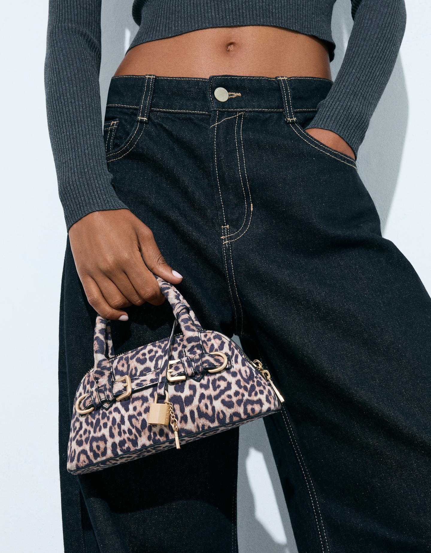 Bershka mini torebka ze sztucznej skóry brązowy