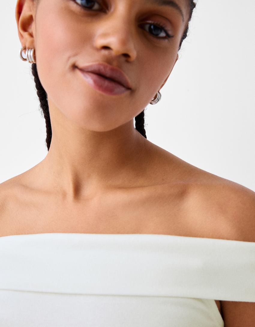 Kısa kollu açık omuzlu t-shirt-Kirli beyaz-6