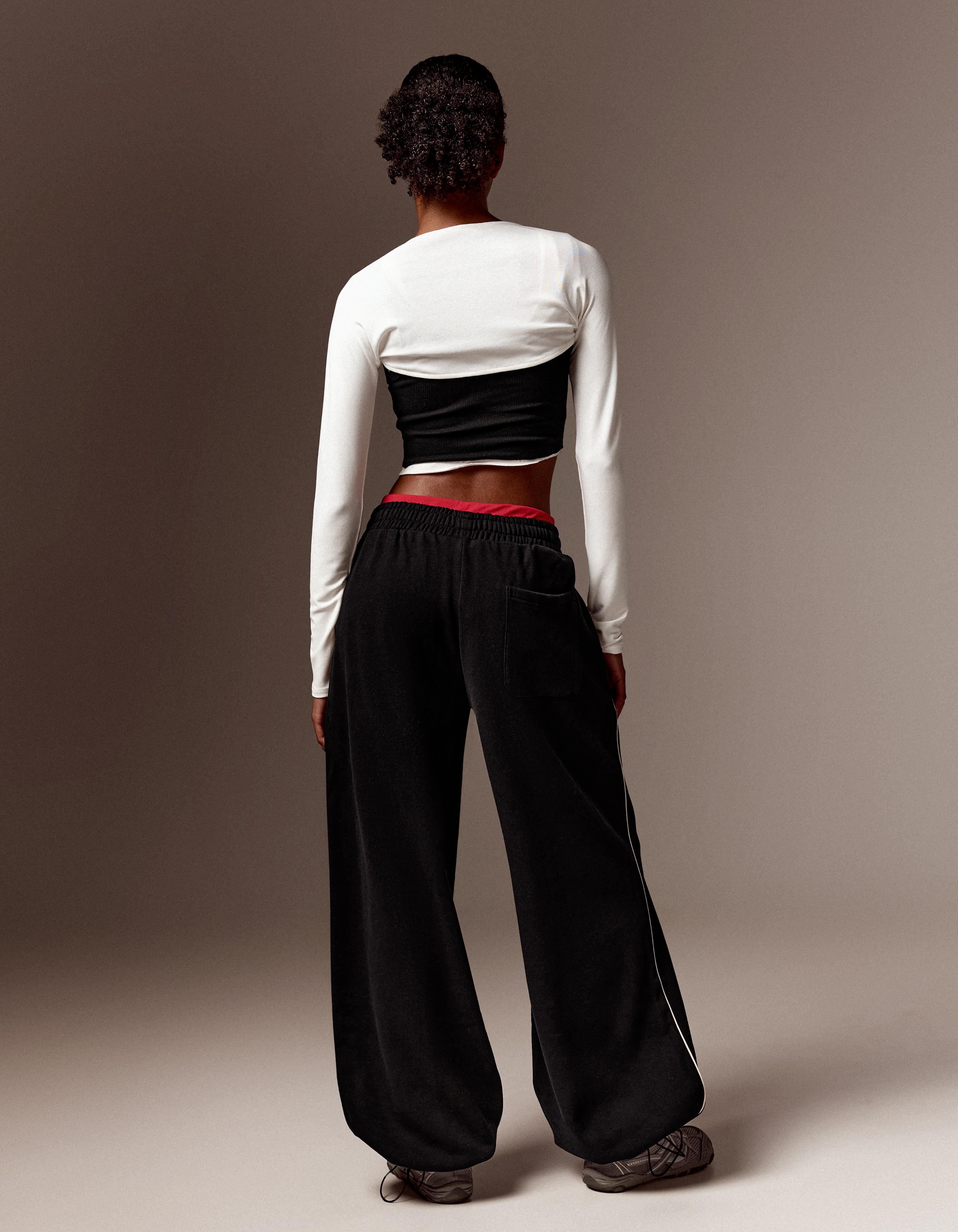 Dancer plush joggers — Black