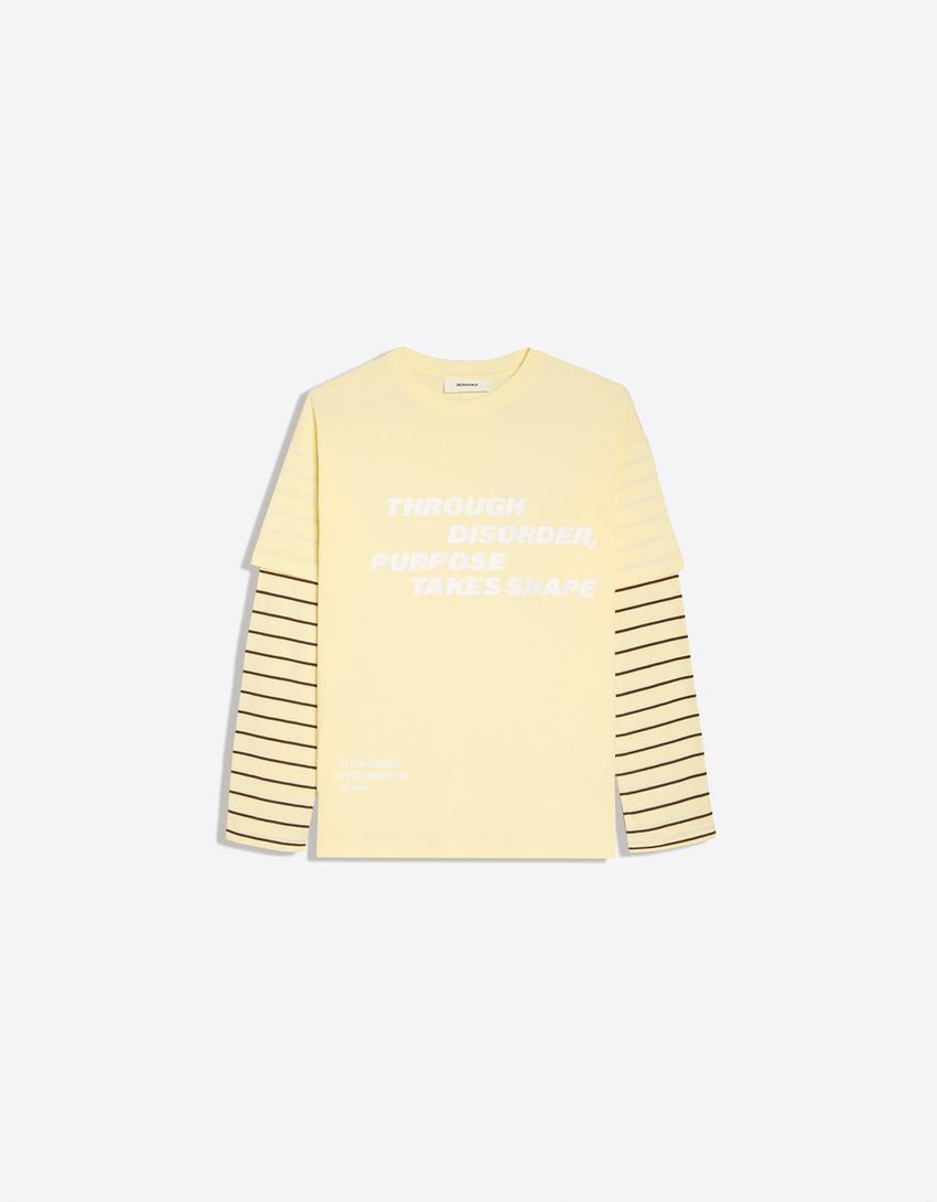 Oversize-T-Shirt mit doppeltem Ärmel und Print-Gelb