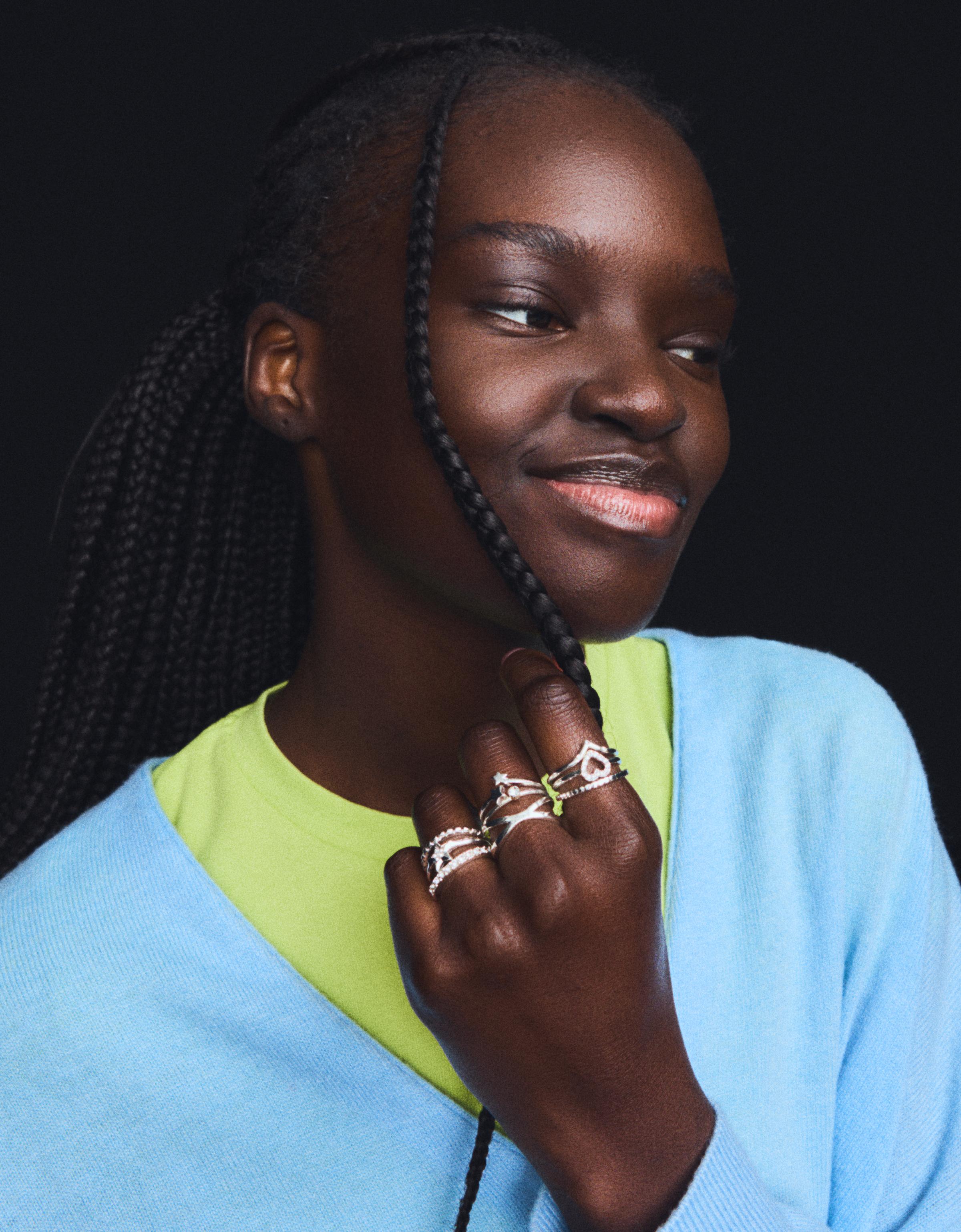 Bershka 9-pack Of Thin Rings In Metallic