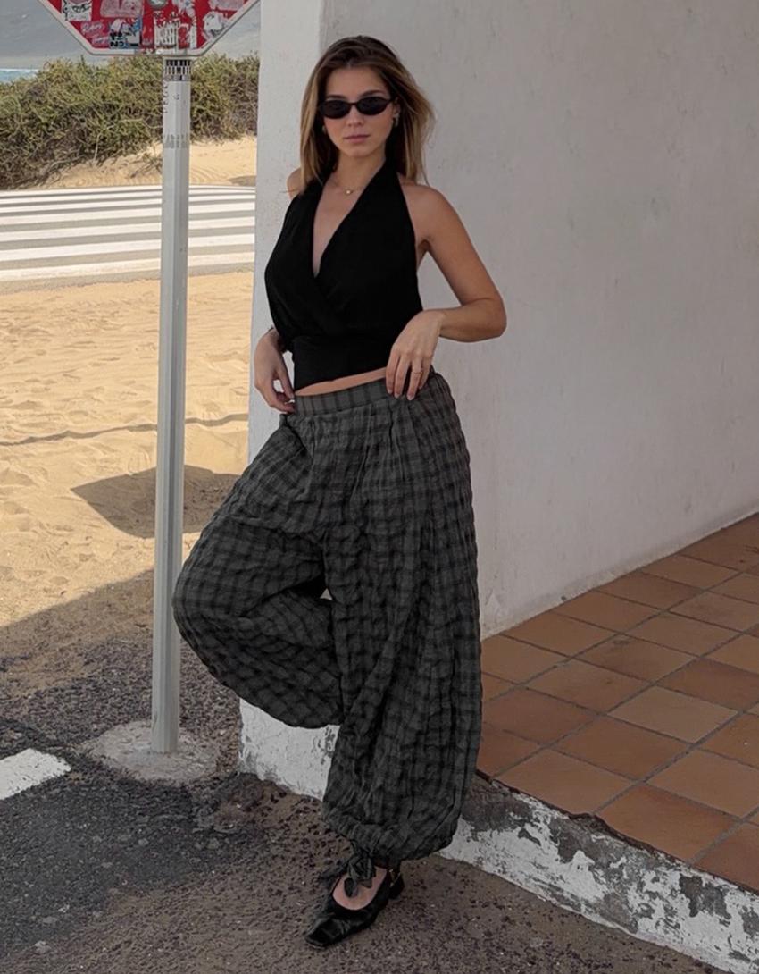 Top halter cruzado-Negro