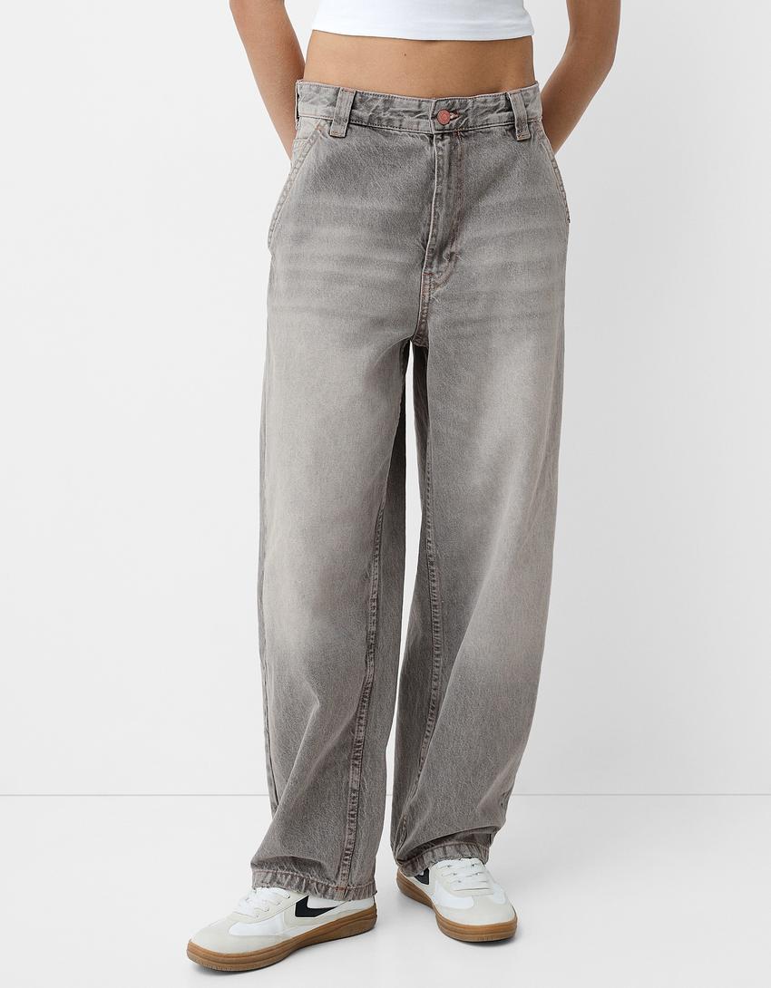 Jeans skater fit efecto lavado-Gris