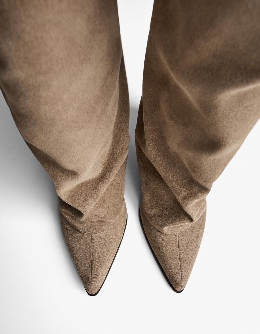 Bottes à talon et pantalon-Marron clair