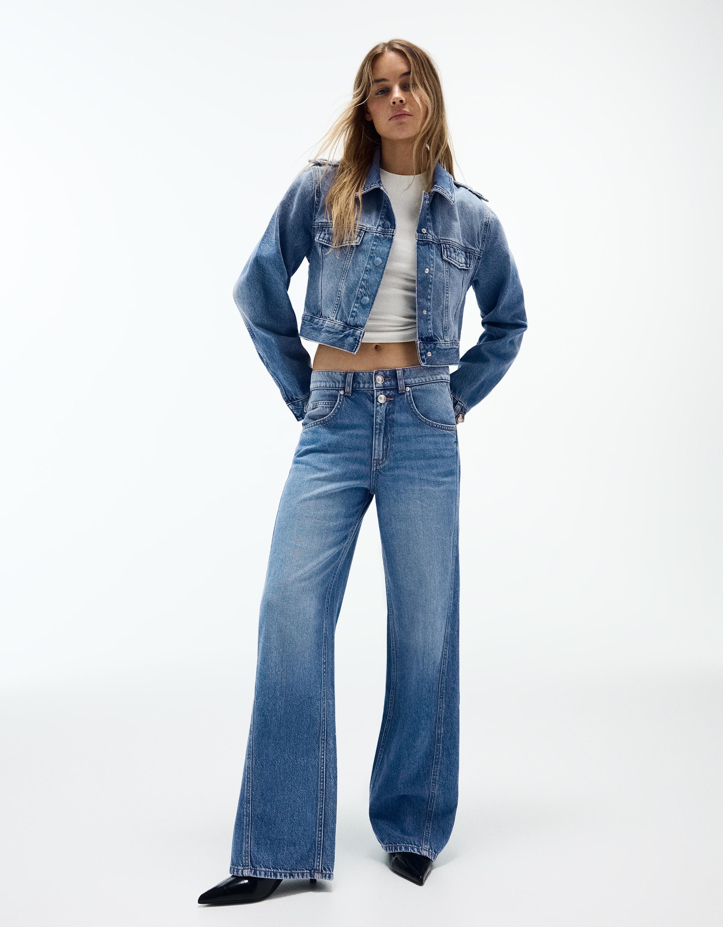 Bershka Jeansy O Kroju Barrel Z Wysokim Stanem Kobieta 38 Wyblakły Niebieski