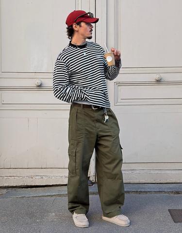 Baggy cargo trousers — Khaki 1