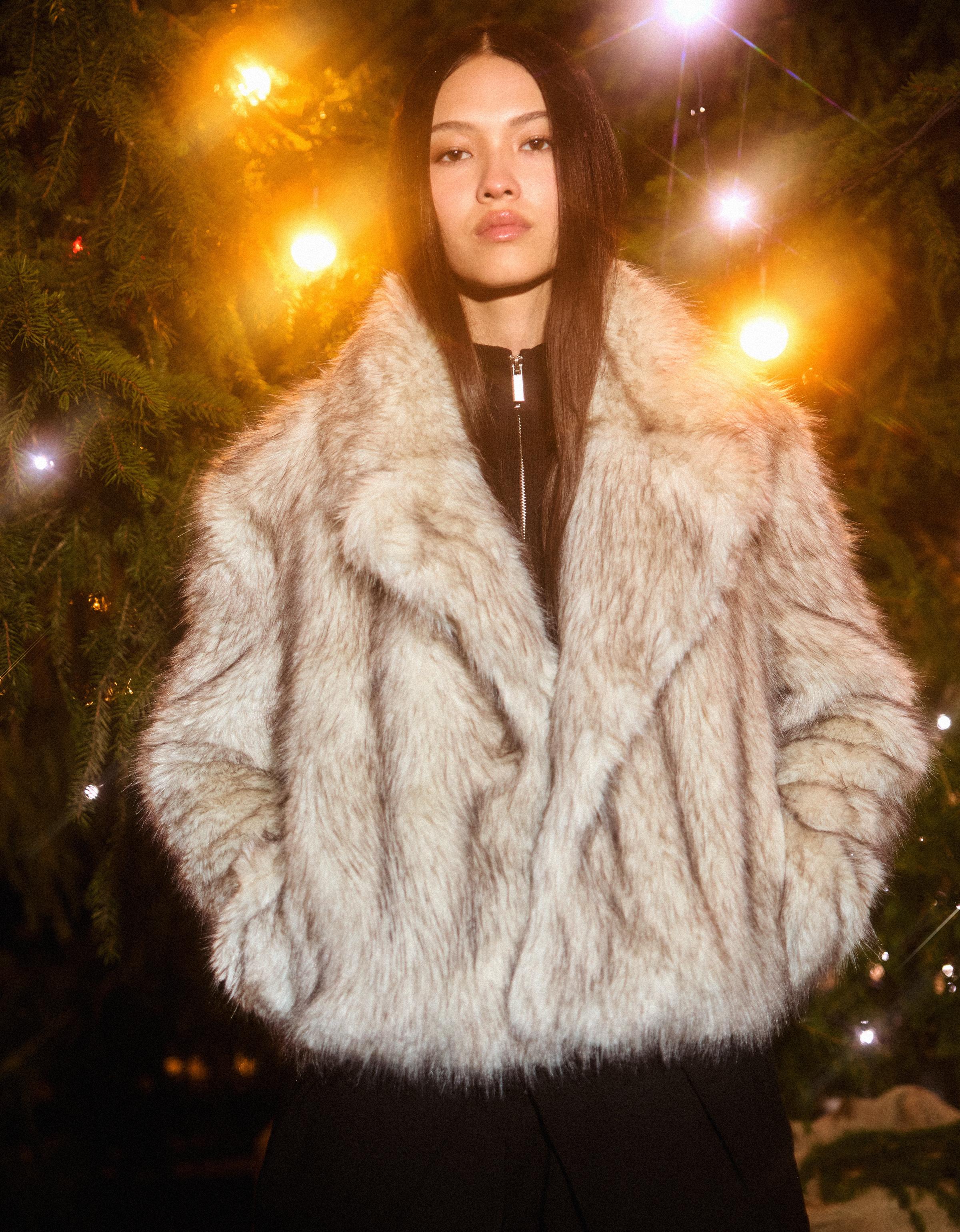 Bershka Kunstfelljacke Damen Xxs Rohweiß