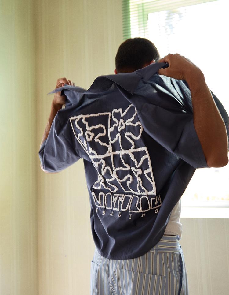 Boxy fit kısa kollu baskılı gömlek