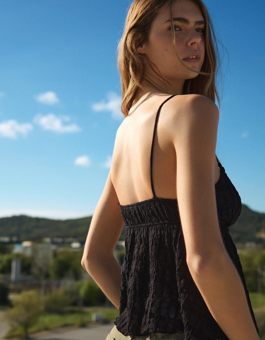 Rustic ruffled top-Black