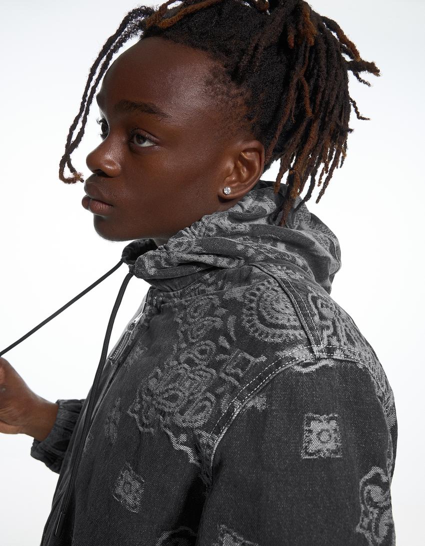 ARIES X Bershka baskılı, kapüşon detaylı ceket-Siyah